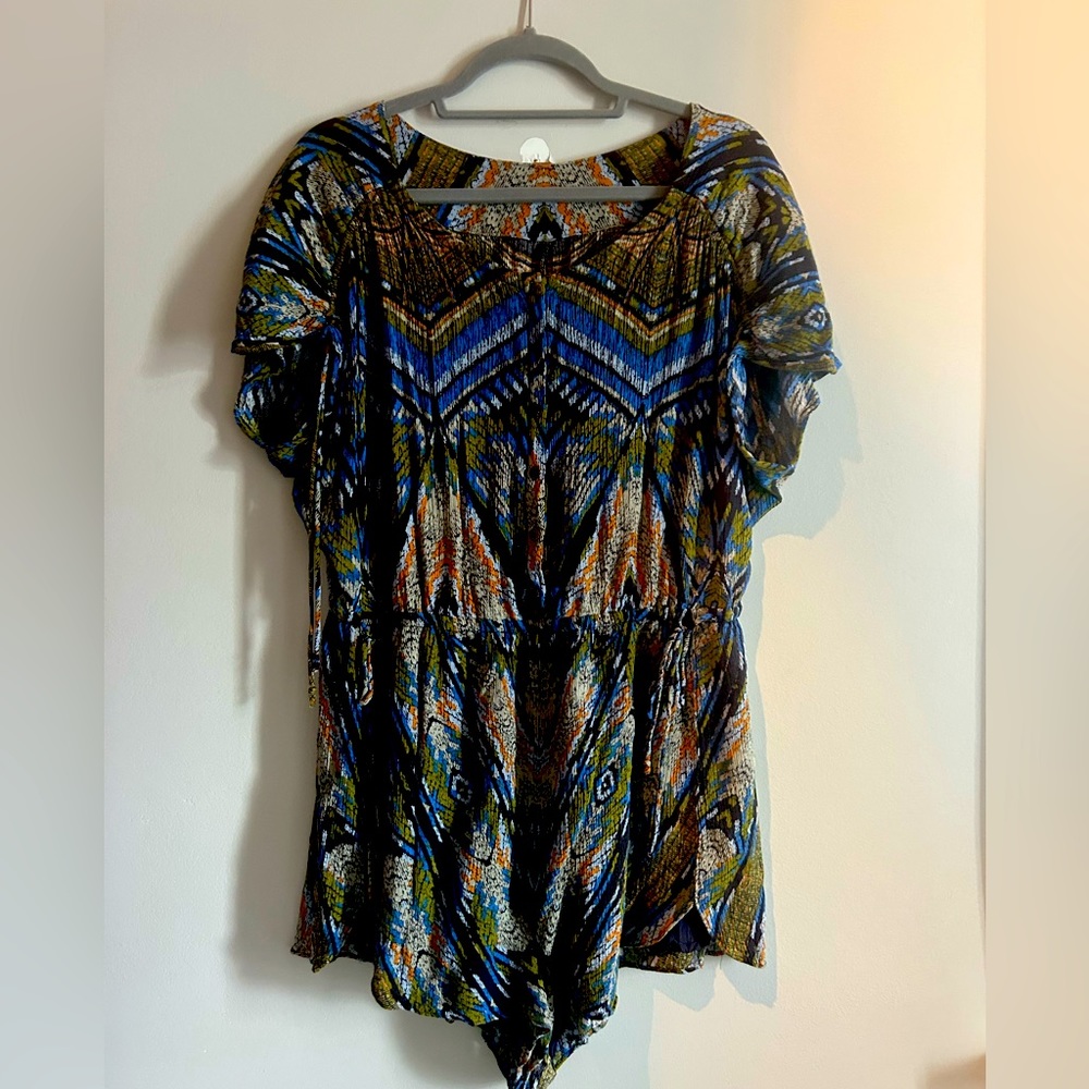 Free people Romper EUC, fab pattern, lined shorts.
